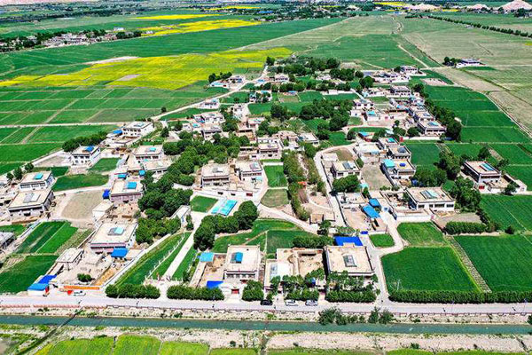 貴州片區(qū)供水一體化凈水設(shè)備 解決農(nóng)村生活用水水質(zhì)問題